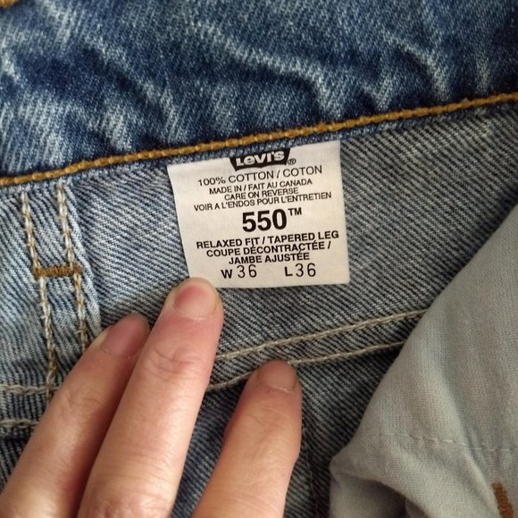 Levi's 550 men's relaxed fit jeans EUC 36 x 36 - Picture 4 of 8